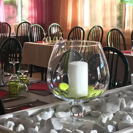 Les Chenes Hotel