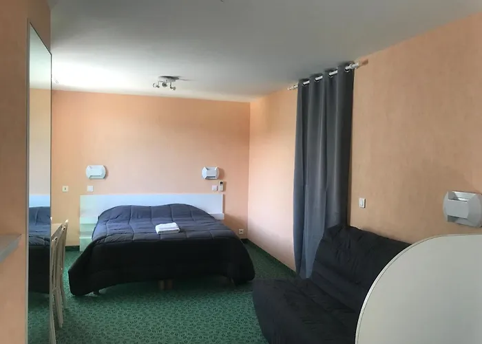 Les Chenes 锡斯特龙