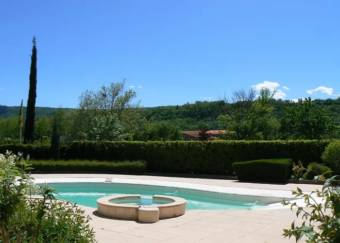 酒店 Les Chenes 锡斯特龙