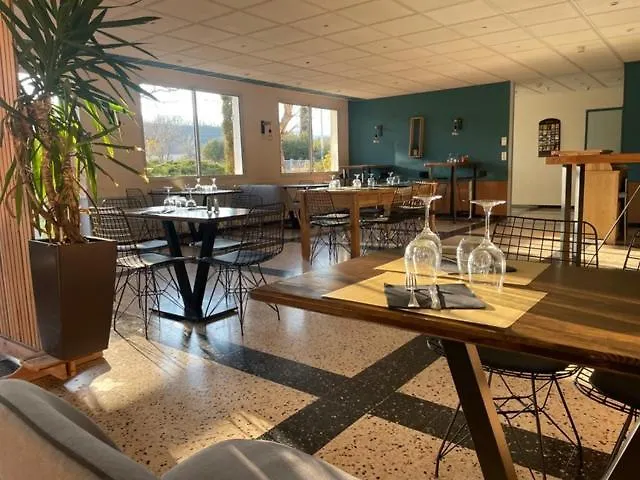 Les Chenes 2* 锡斯特龙