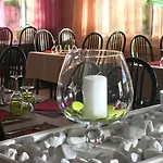 Les Chenes Hotel