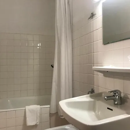 Les Chenes Hotel