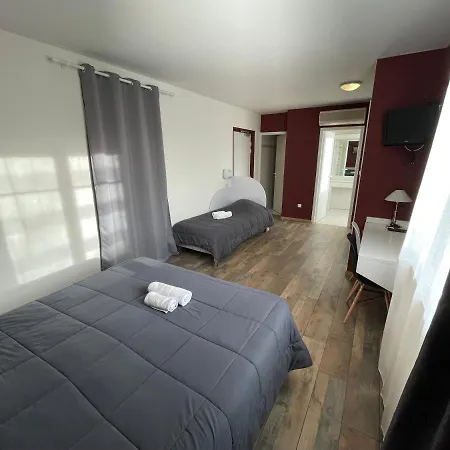Les Chênes 2*