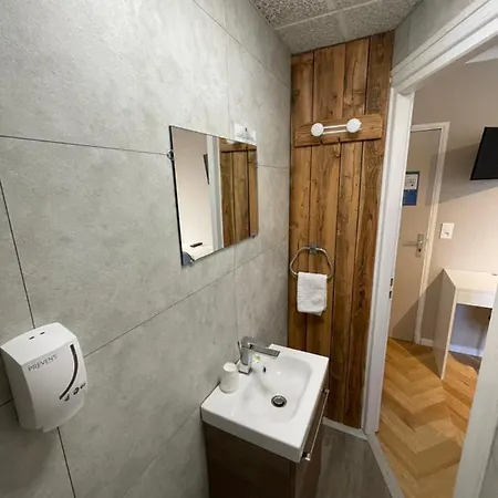 Hotel Les Chenes Sisteron