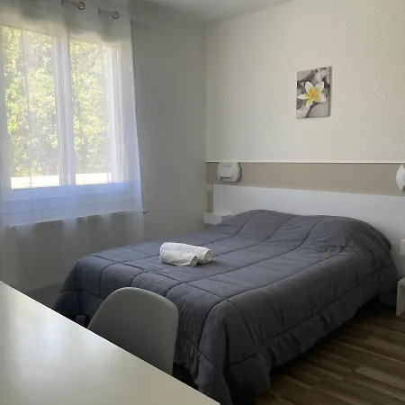 Les Chenes 2* Sisteron