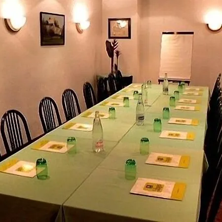 Les Chenes 酒店 锡斯特龙