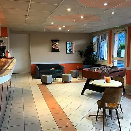 Hotel Les Chenes 2*