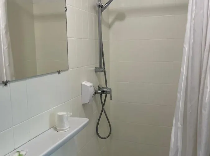 Les Chenes 2* Sisteron